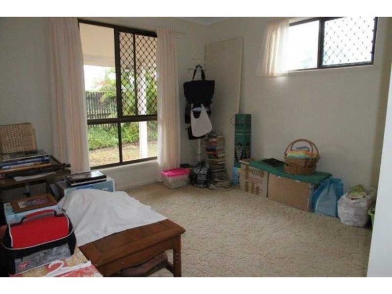 24 Warrego Court, Point Vernon QLD 4655