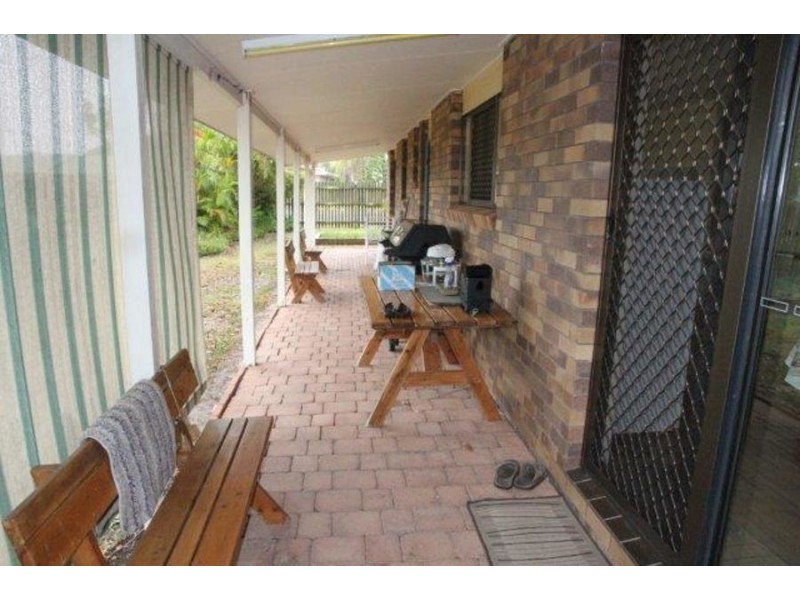 24 Warrego Court, Point Vernon QLD 4655