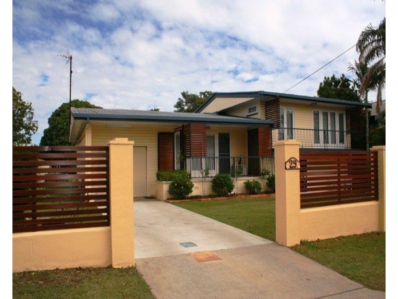 29 Beach Road, Pialba QLD 4655