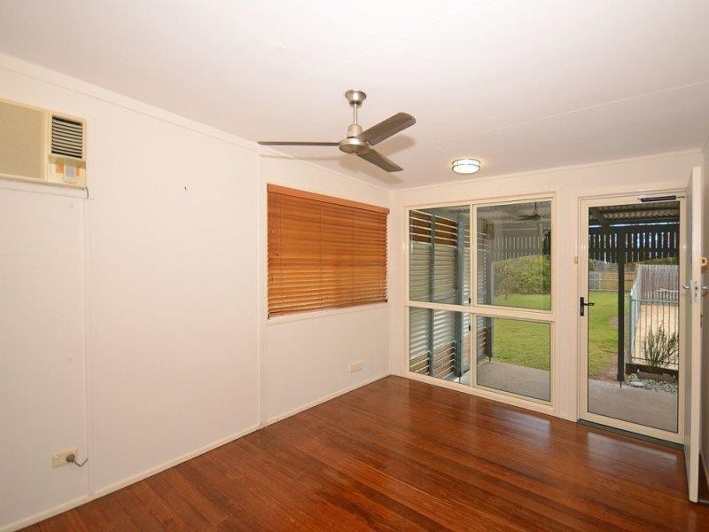 32 Neils Street, Pialba QLD 4655