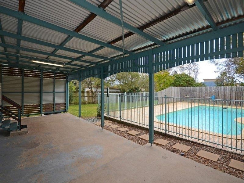 32 Neils Street, Pialba QLD 4655
