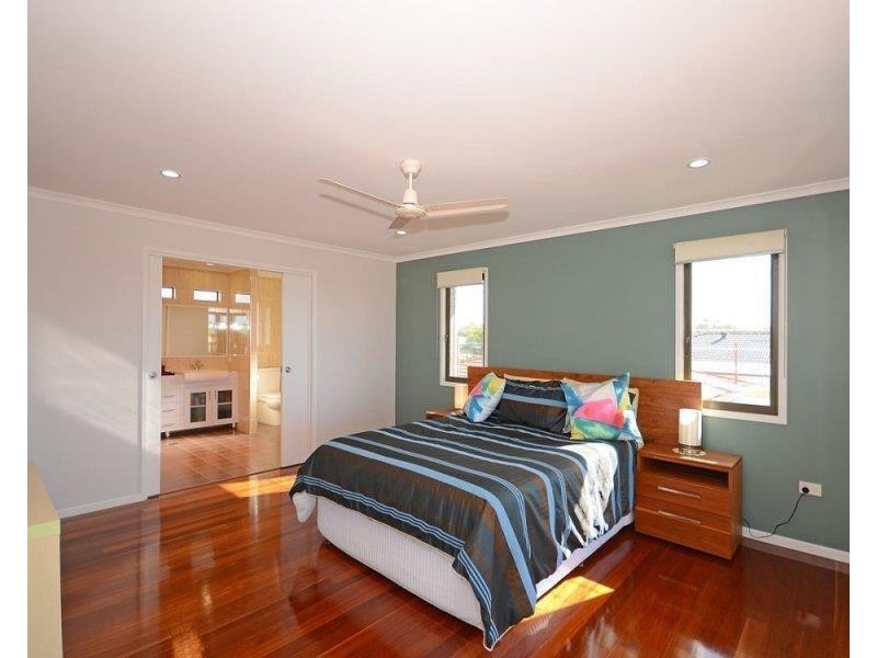 40 Helsham Street, Point Vernon QLD 4655