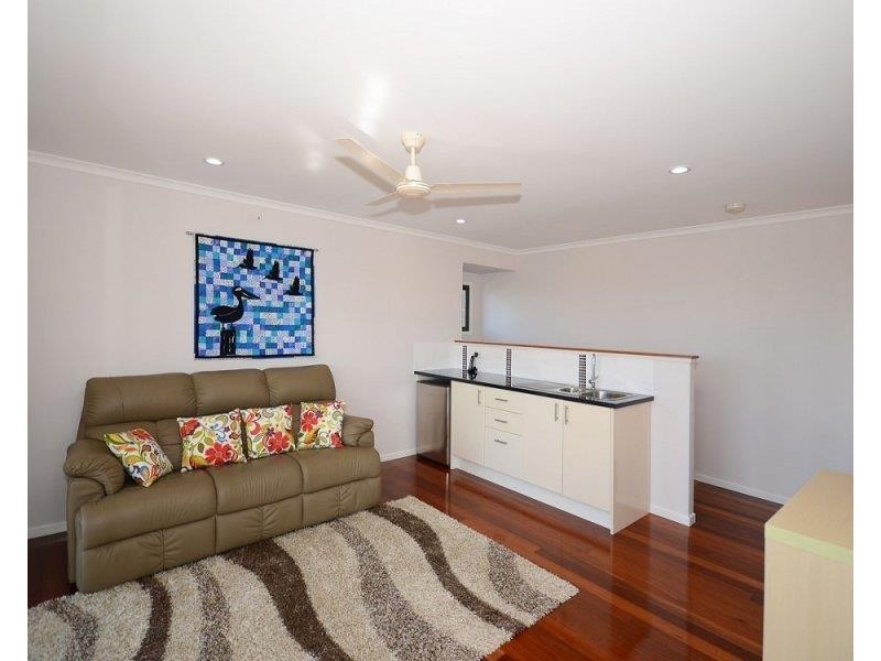 40 Helsham Street, Point Vernon QLD 4655