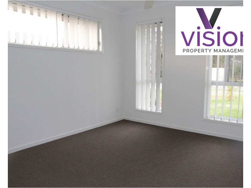 2/127 Exeter Street, Torquay QLD 4655