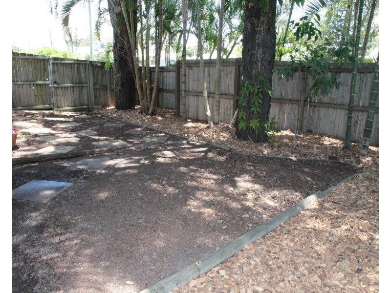 1/24 Zephyr Street, Scarness QLD 4655