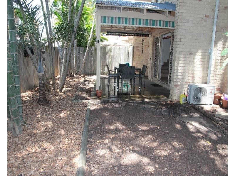 1/24 Zephyr Street, Scarness QLD 4655