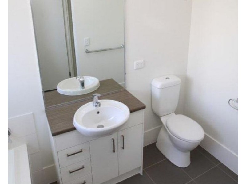 17 Maunsell Street, Urraween QLD 4655