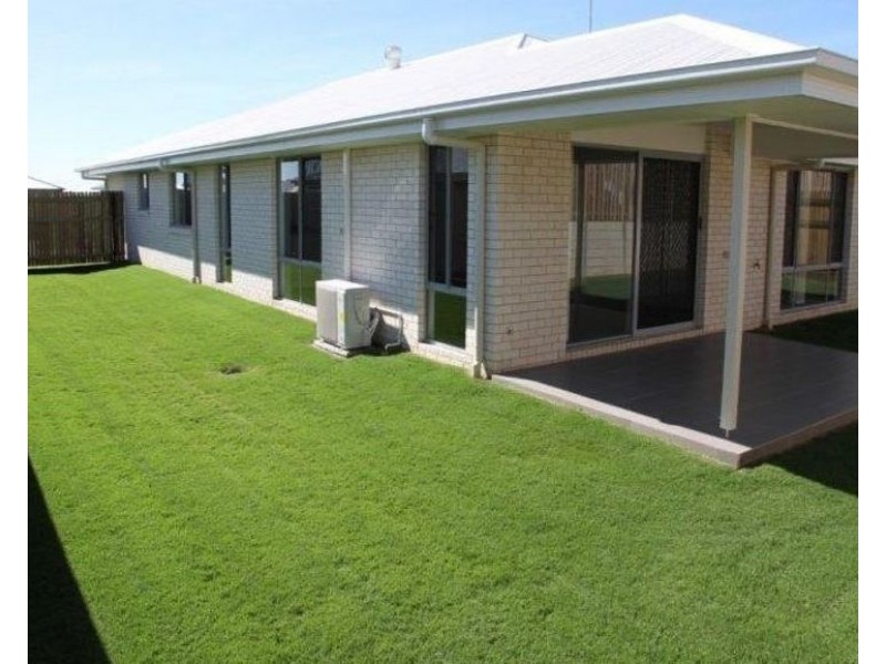 17 Maunsell Street, Urraween QLD 4655