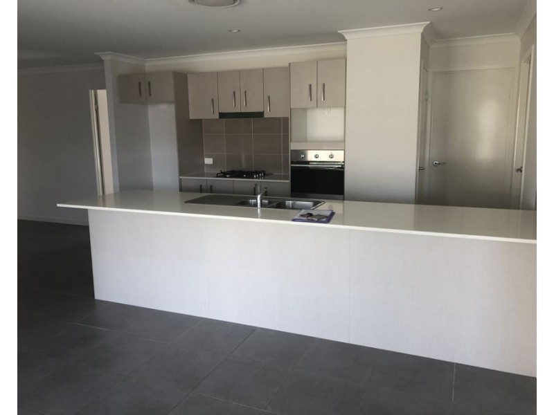 6 Serene Way, Wondunna QLD 4655