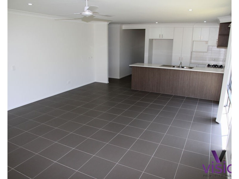 11 Maunsell Street, Urraween QLD 4655