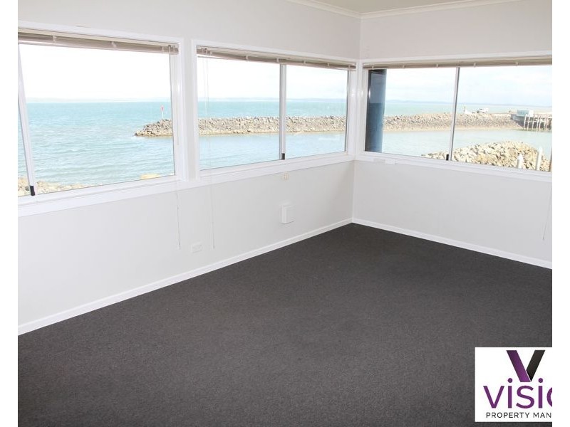 2 Buccaneer Drive, Urangan QLD 4655