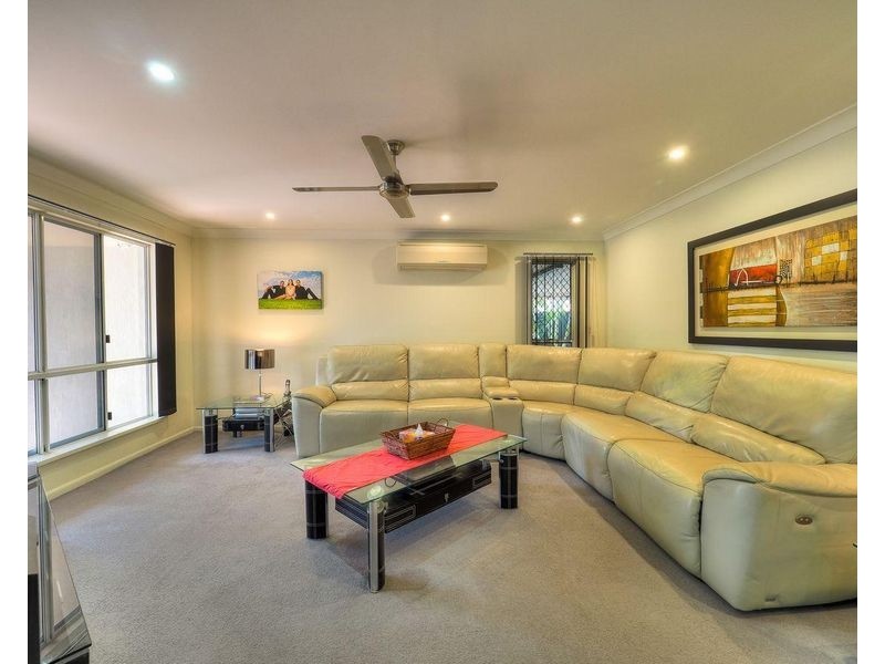 65 Snapper Street, Kawungan QLD 4655