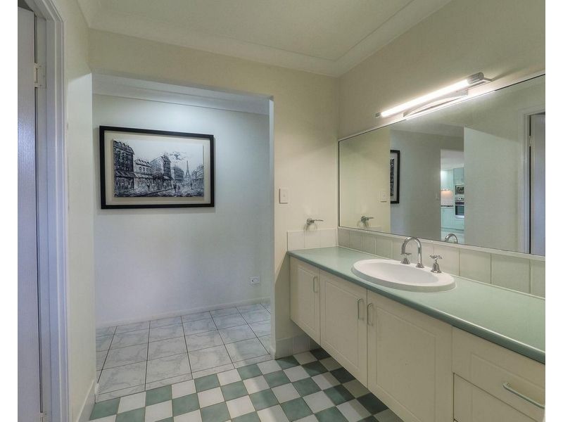 65 Snapper Street, Kawungan QLD 4655