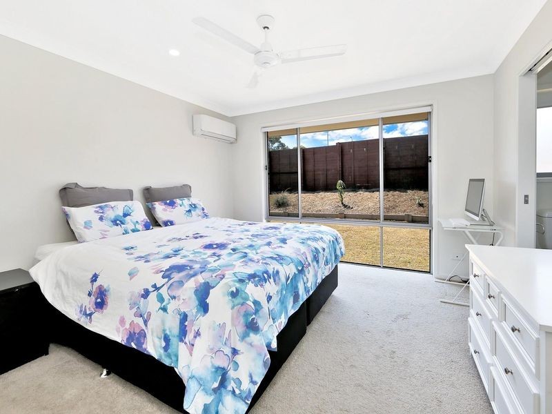 24 O’Connell Parade, Urraween QLD 4655