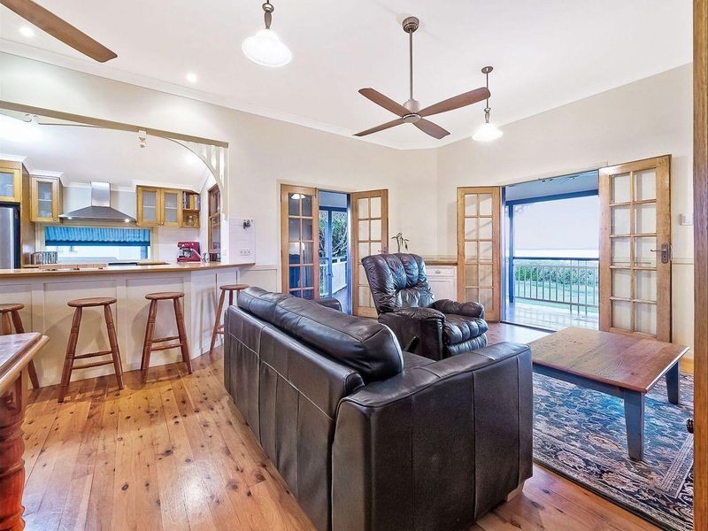 685 Charlton Esplanade, Urangan QLD 4655