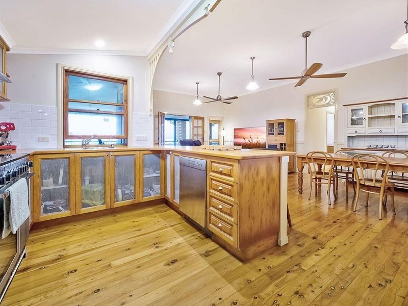 685 Charlton Esplanade, Urangan QLD 4655