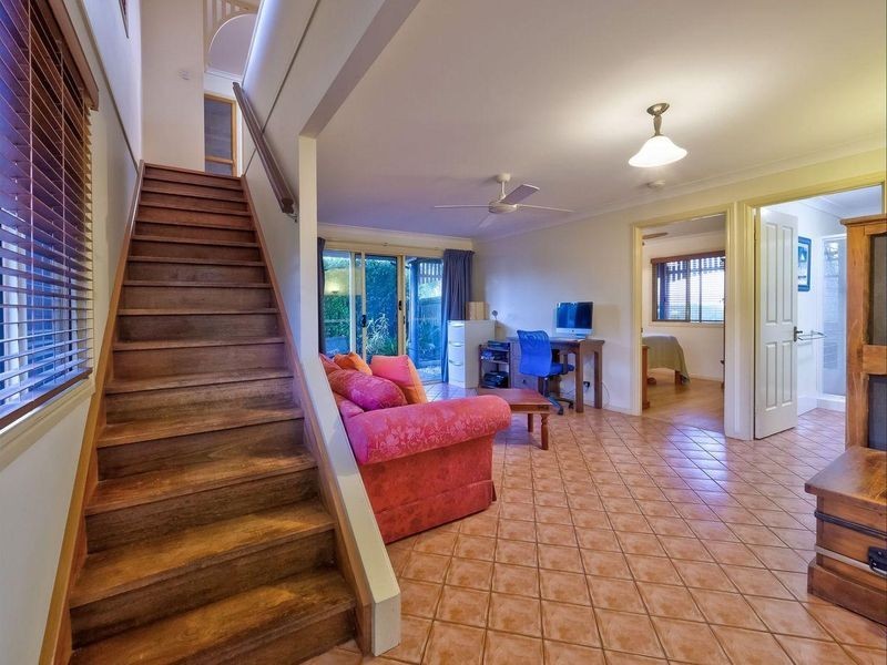 685 Charlton Esplanade, Urangan QLD 4655