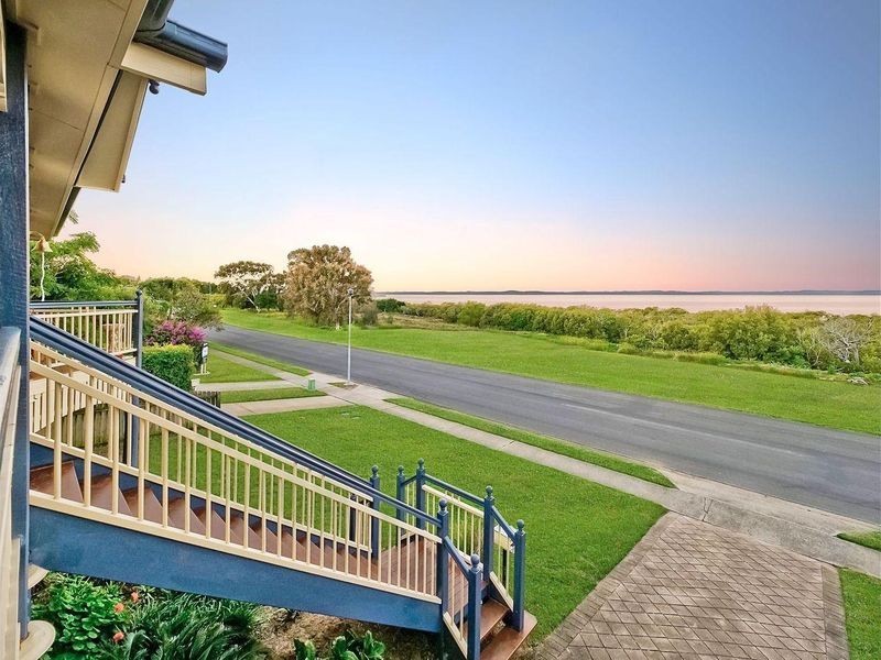 685 Charlton Esplanade, Urangan QLD 4655