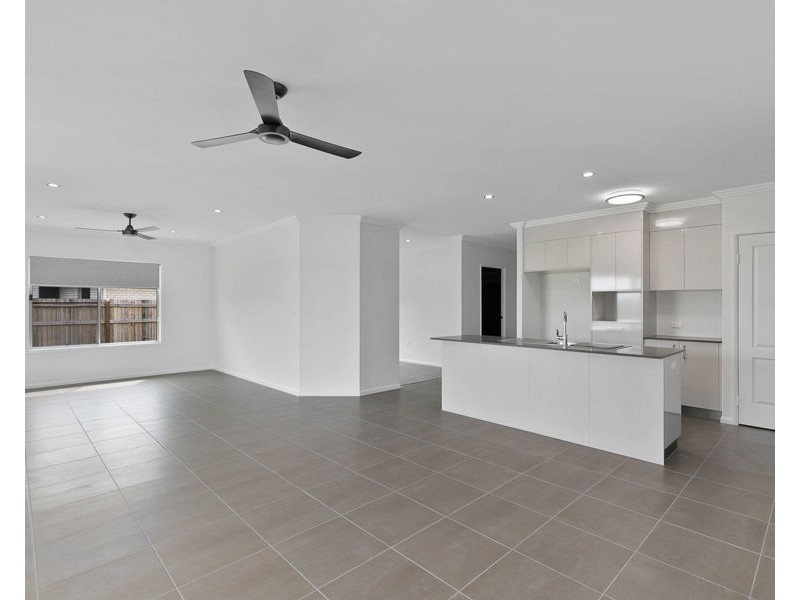 93 Northshore Avenue, Toogoom QLD 4655