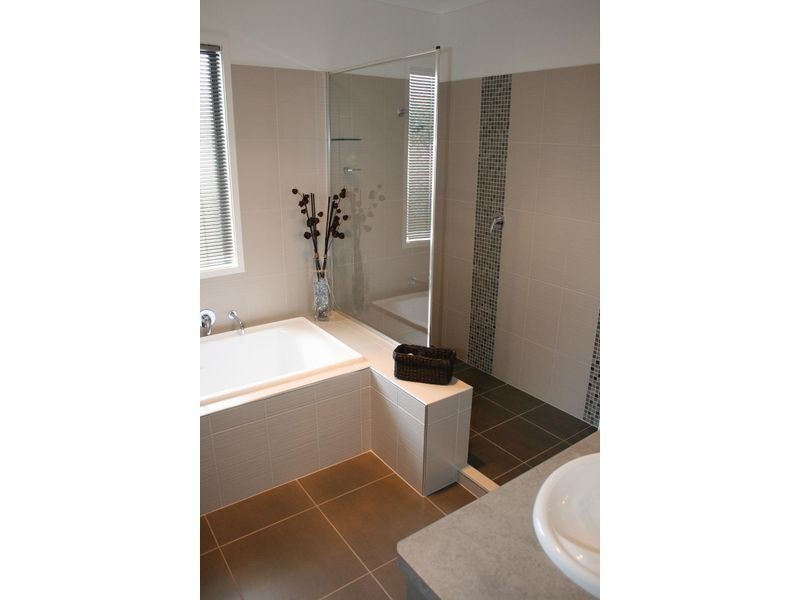 104 Old Maryborough Road, Pialba QLD 4655