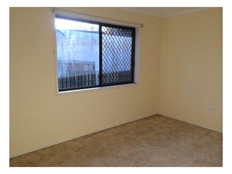 21 Barnstaple Street, Torquay QLD 4655