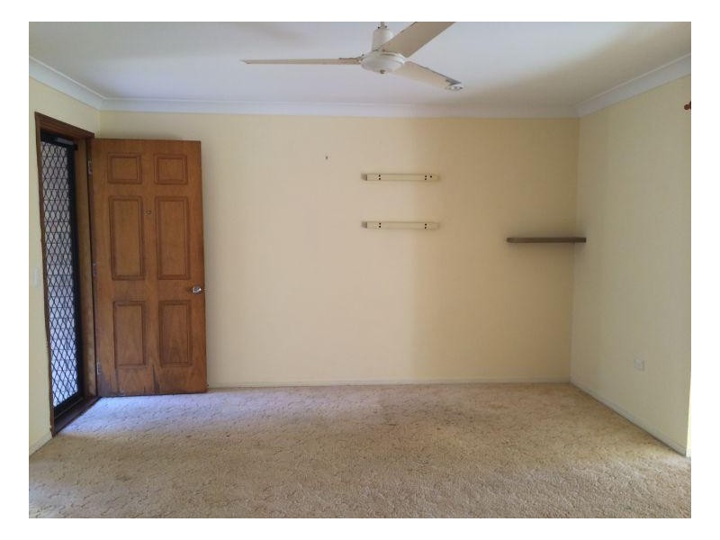 21 Barnstaple Street, Torquay QLD 4655