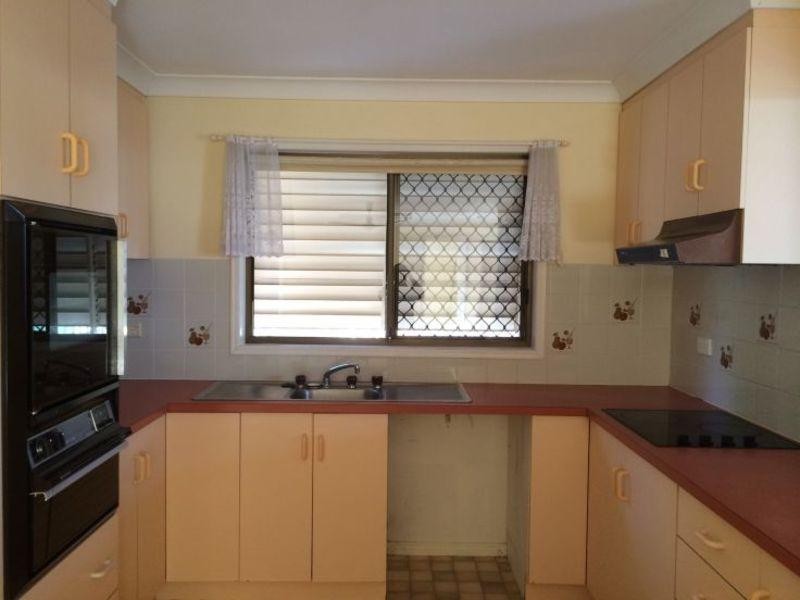 21 Barnstaple Street, Torquay QLD 4655