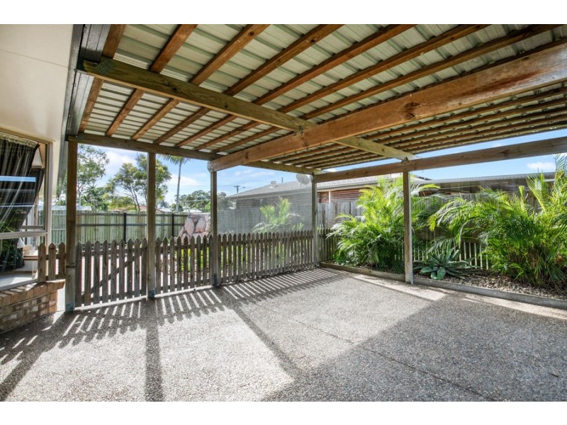 10 Acacia Street, Point Vernon QLD 4655