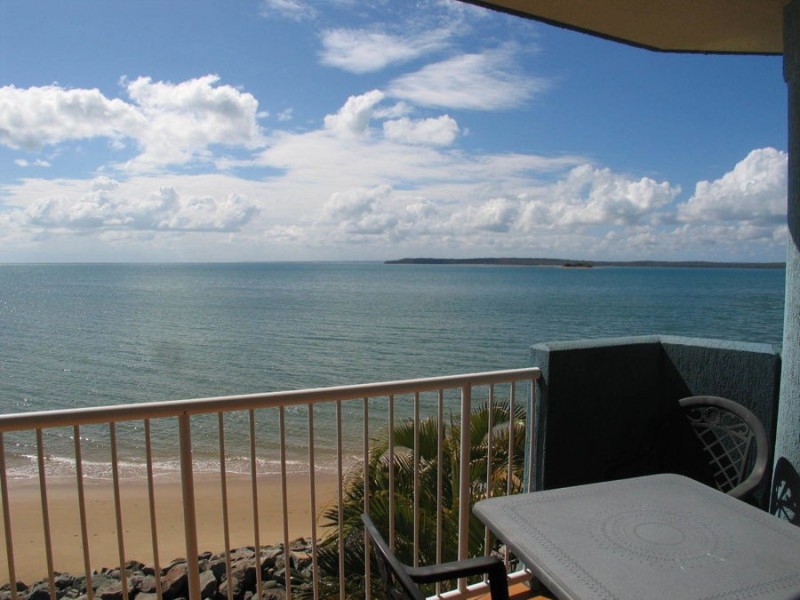 108/17 Buccaneer Drive,, Urangan QLD 4655