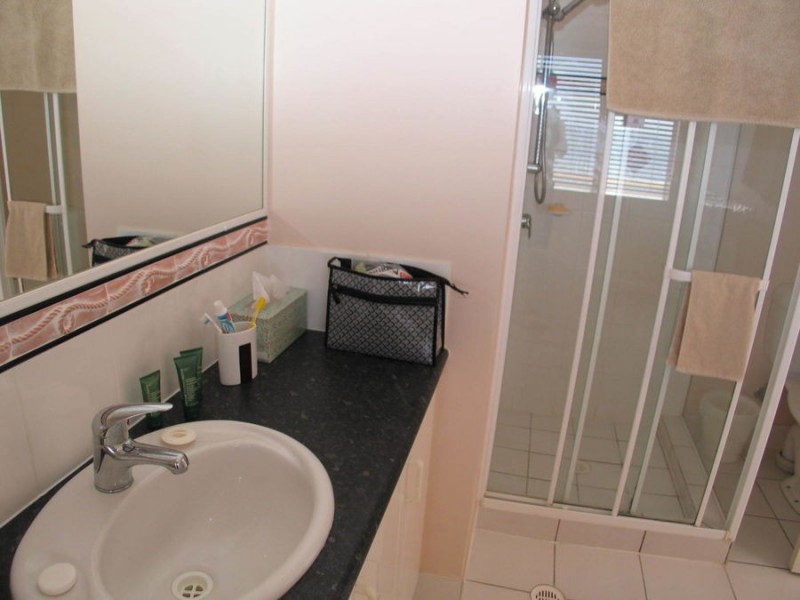 108/17 Buccaneer Drive,, Urangan QLD 4655