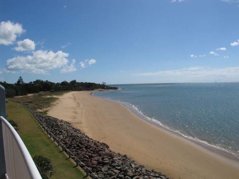 108/17 Buccaneer Drive,, Urangan QLD 4655