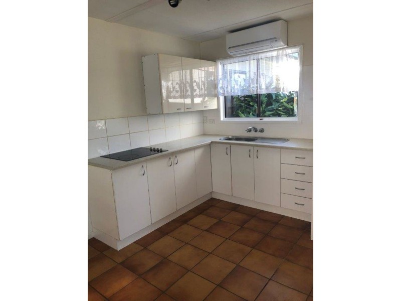 6/480 Esplanade, Torquay QLD 4655