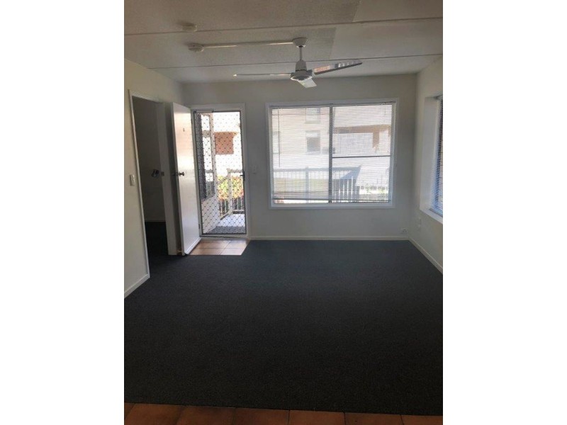 6/480 Esplanade, Torquay QLD 4655
