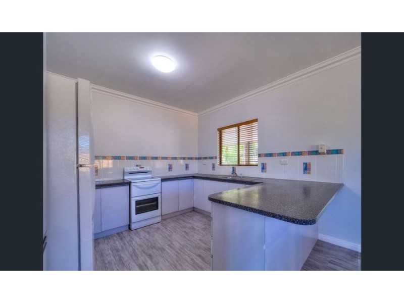 6 Garden Drive, Urangan QLD 4655