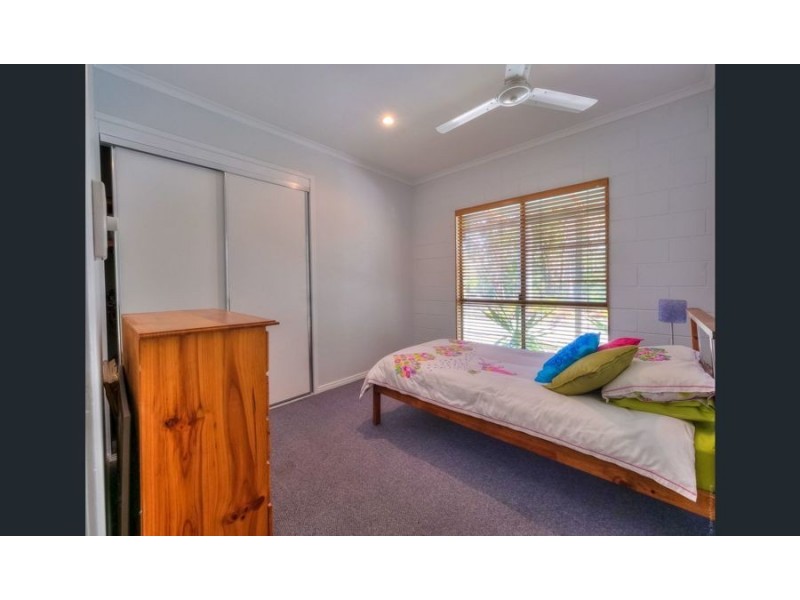 6 Garden Drive, Urangan QLD 4655