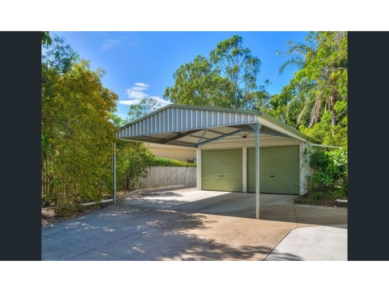 6 Garden Drive, Urangan QLD 4655