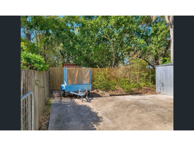 6 Garden Drive, Urangan QLD 4655