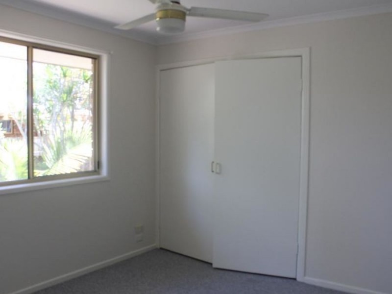 22 Acacia Street, Point Vernon QLD 4655