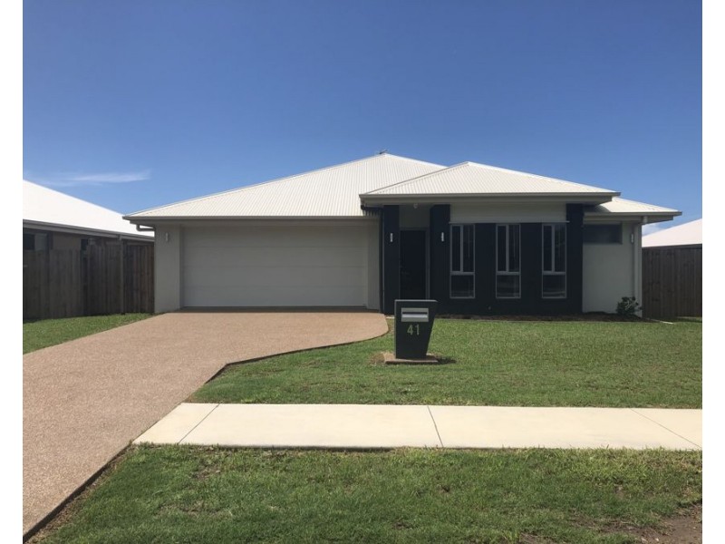 41 Hythe Street, Pialba QLD 4655