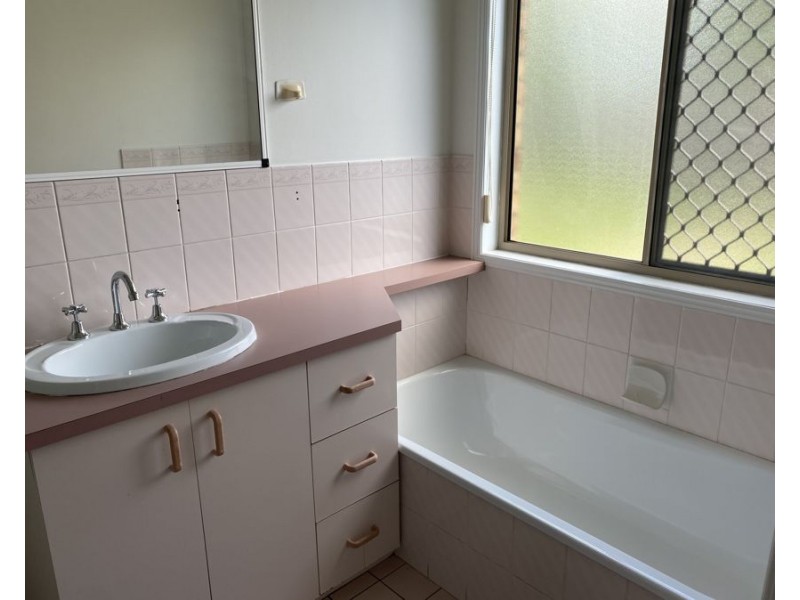 2 Bauhinia Drive, Kawungan QLD 4655