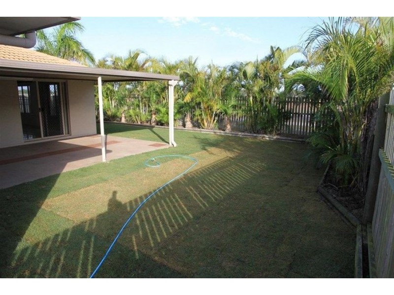 55 Bounty Circuit, Eli Waters QLD 4655