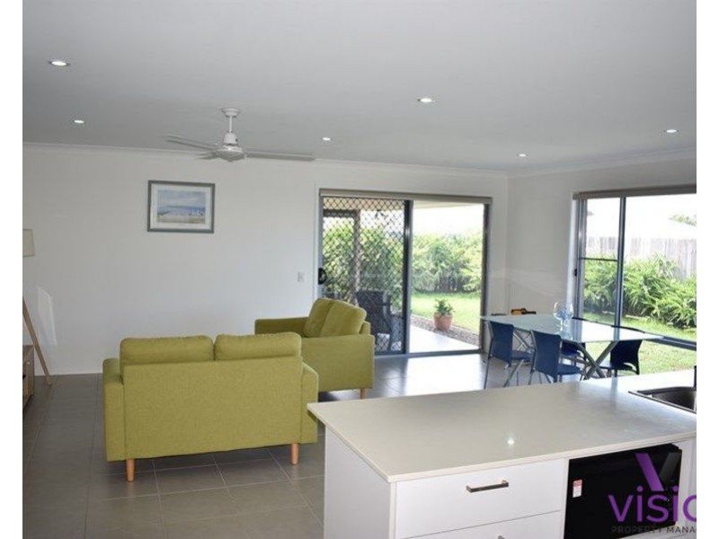 10 Poole Road, Urraween QLD 4655