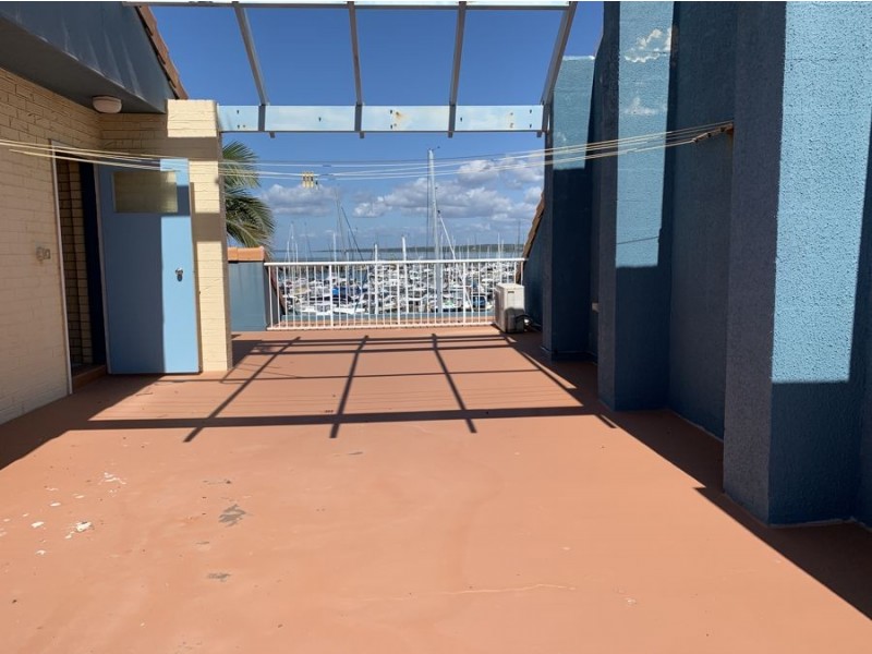 25 17 BUCCANEER, Urangan QLD 4655