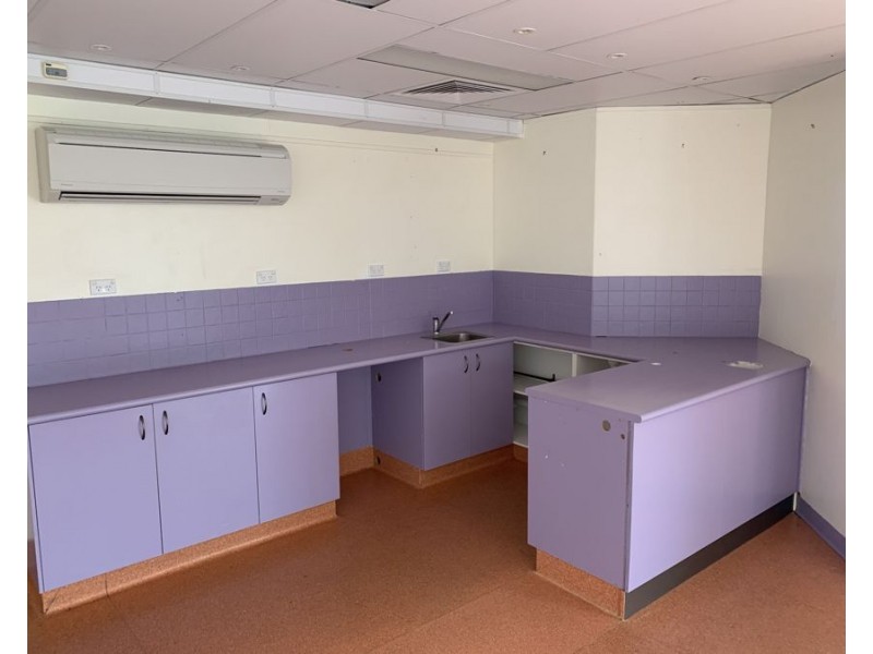Shop 1 Mantra Resort, Urangan QLD 4655