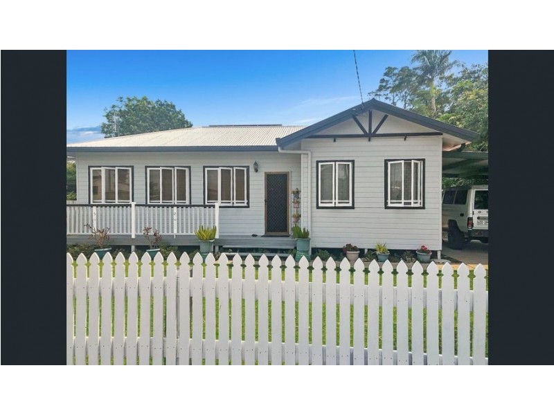 46 King St, Urangan QLD 4655