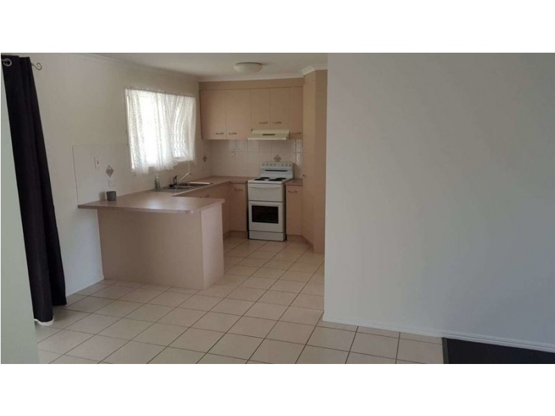 10 Elliot Court, Eli Waters QLD 4655