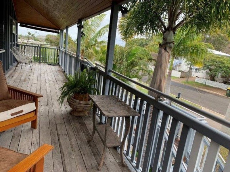 4 Porter Street, Point Vernon QLD 4655