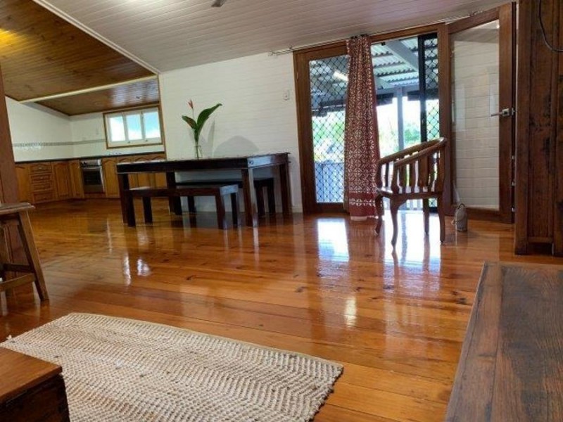 4 Porter Street, Point Vernon QLD 4655