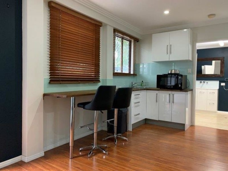 4 Porter Street, Point Vernon QLD 4655