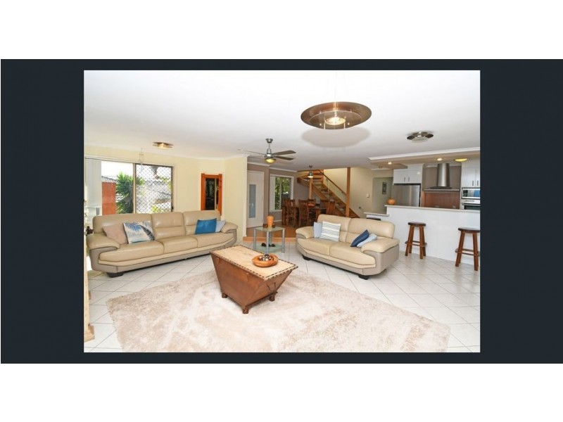 2 Elgin Court, Urraween QLD 4655